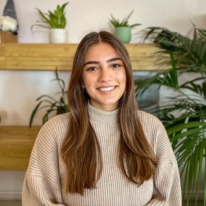 Meet your Posher, Elena